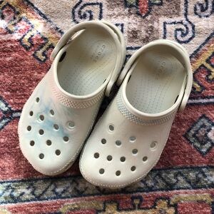 Beige kid CROCS